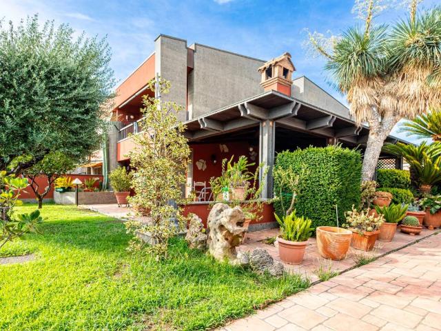 Villa in vendita a Ciampino RM