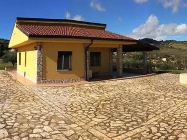 Villa in vendita a Cianciana AG