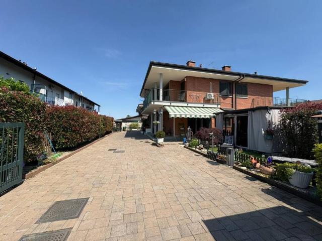 Villa in vendita a Cigliano VC