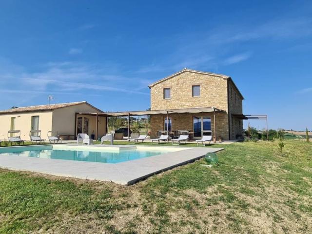 Villa in vendita a Cingoli MC