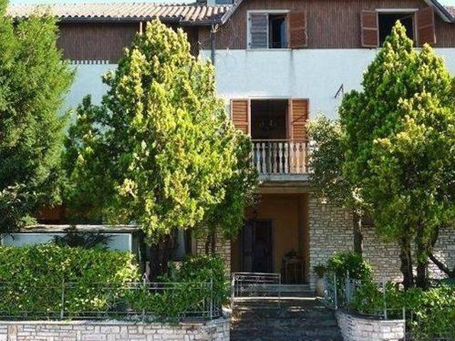 Villa in vendita a Cingoli MC