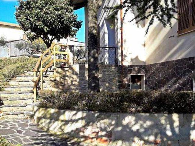 Villa in vendita a Cingoli MC