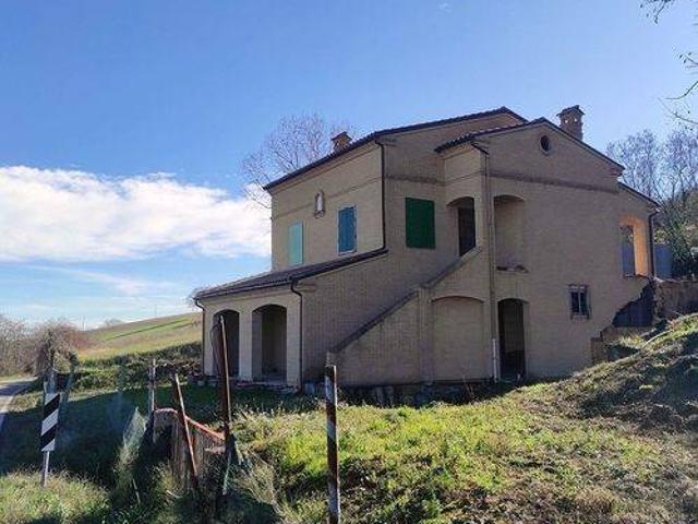 Villa in vendita a Cingoli MC