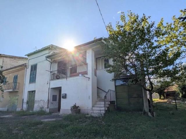 Villa in vendita a Cingoli MC