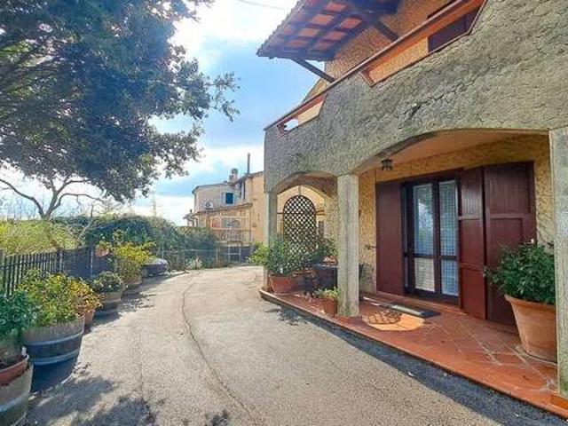 Villa in vendita a Cinigiano GR