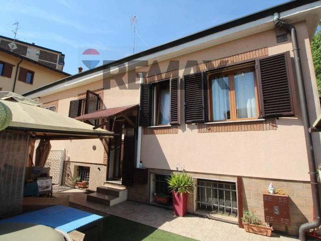 Villa in vendita a Cinisello Balsamo