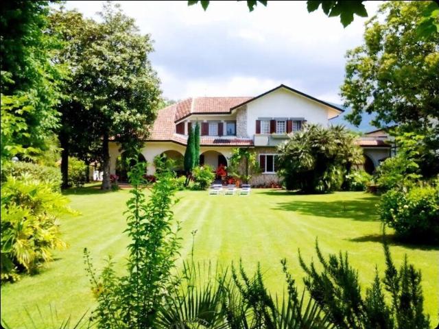 Villa in vendita a Cinquale, Montignoso