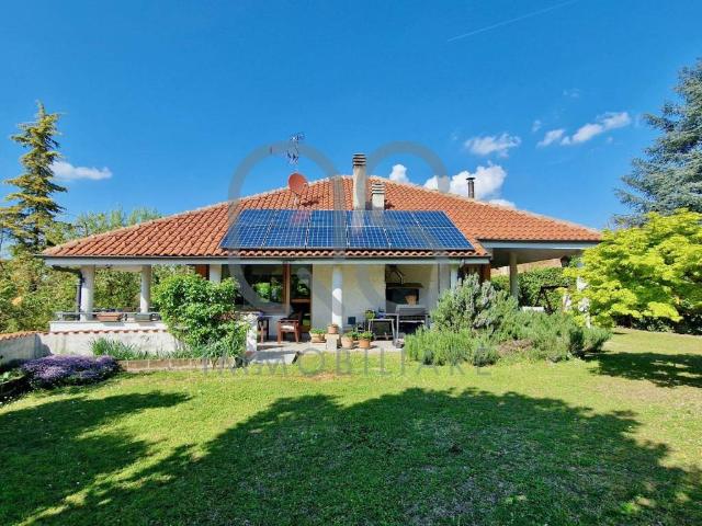 Villa in vendita a Cinzano TO