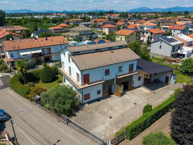 Villa in vendita a Cislago VA