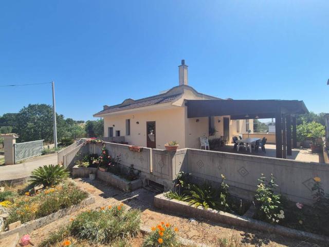 Villa in vendita a Cisternino BR