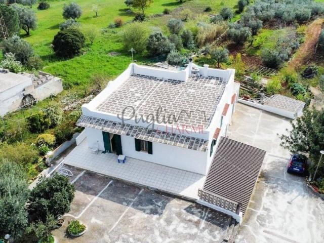 Villa in vendita a Cisternino BR