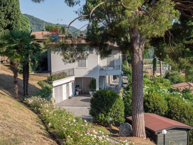 Villa in vendita a Credaro