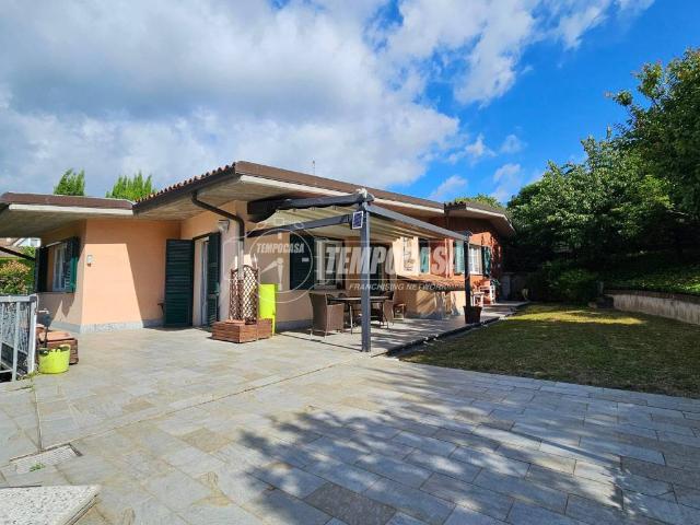 Villa in vendita a Cremolino AL
