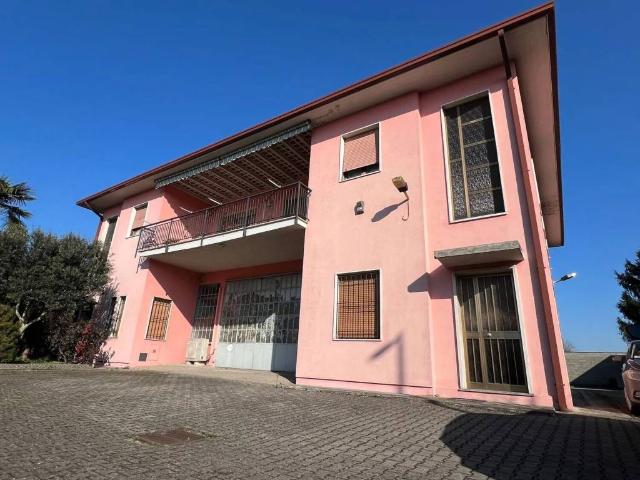 Villa in vendita a Cremona CR