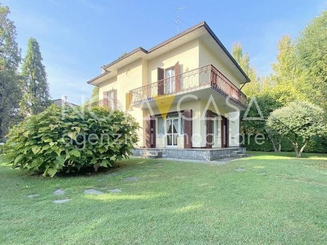 Villa in vendita a Crema CR