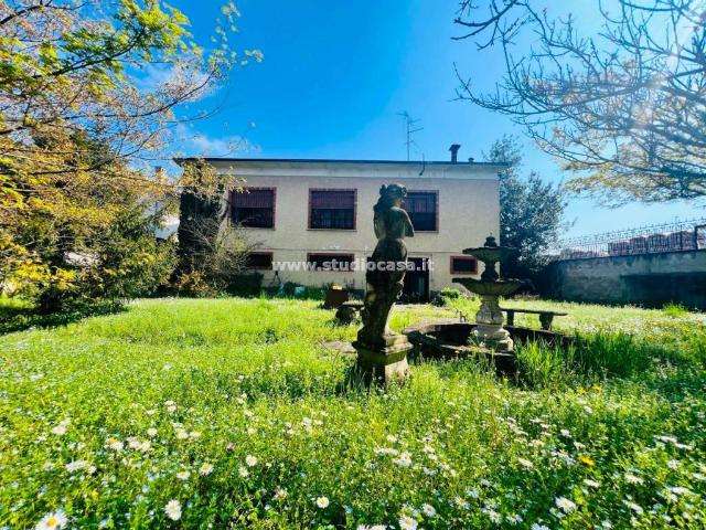 Villa in vendita a Crema CR