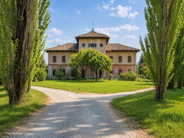 Villa in vendita a Crema CR