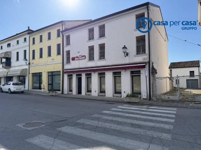 Villa in vendita a Crespino RO