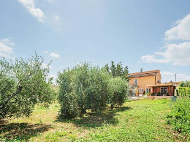 Villa in vendita a Crespina e Lorenzana PI