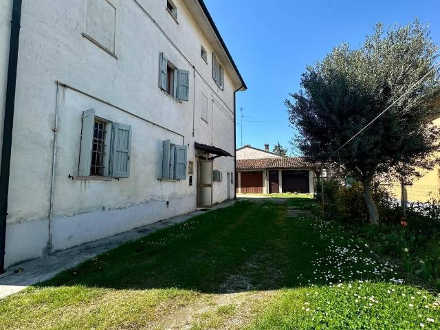 Villa in vendita a Crevalcore BO