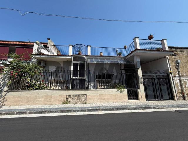 Villa in vendita a Crispano