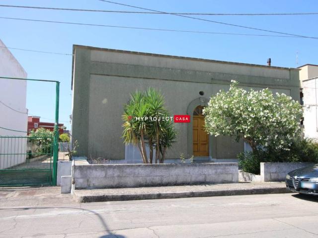 Villa in vendita a Crispiano TA