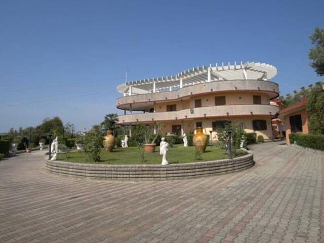 Villa in vendita a Crotone