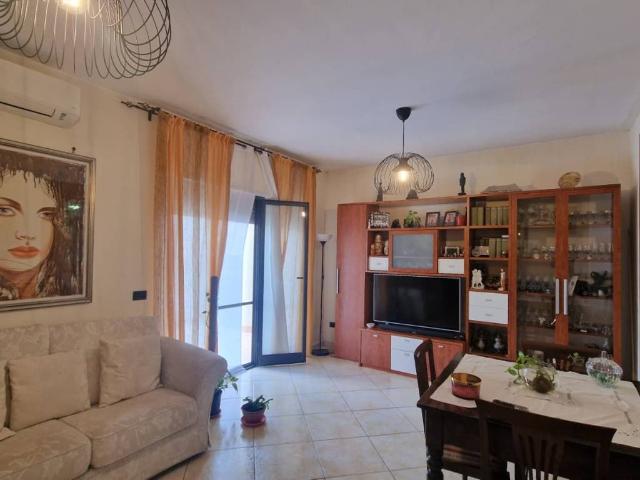 Villa in vendita a Crotone KR