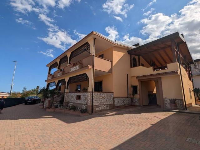 Villa in vendita a Crotone KR