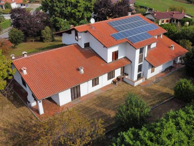 Villa in vendita a Cuceglio TO