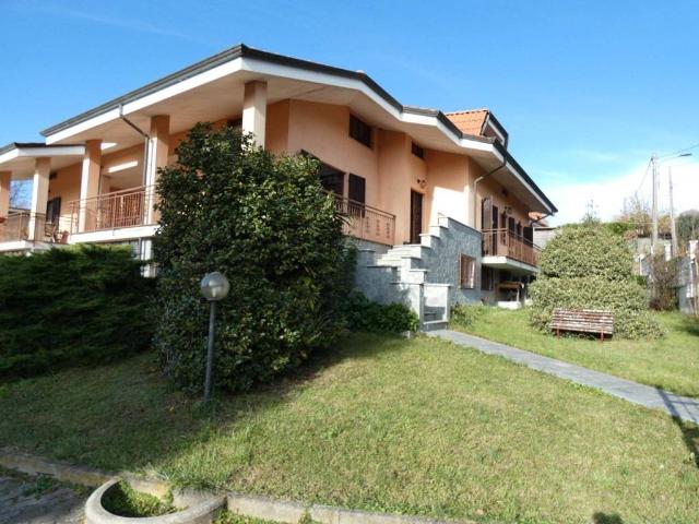 Villa in vendita a Cuceglio TO