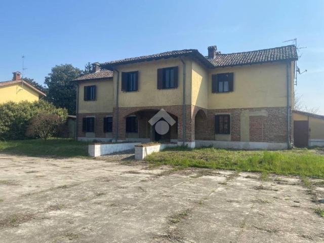 Villa in vendita a Cura Carpignano PV