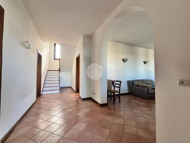 Villa in vendita a Curtatone MN