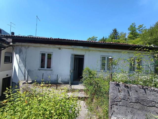 Villa in vendita a Amaro UD