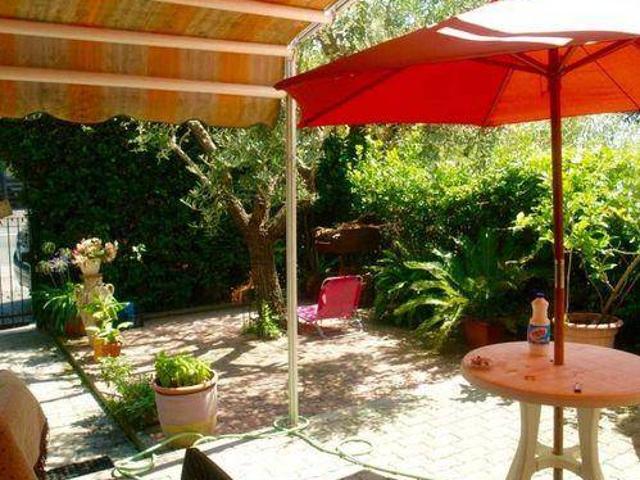 Villa in vendita a Ameglia SP