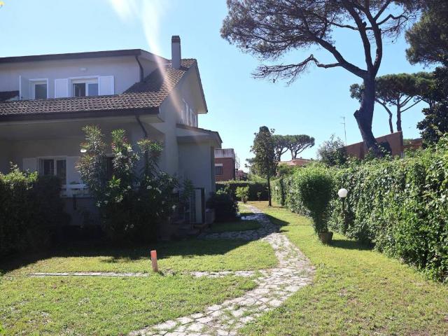 Villa in vendita a Anzio RM