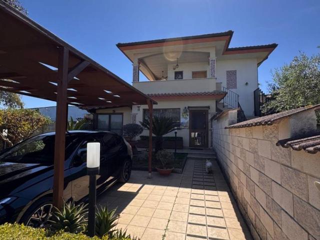 Villa in vendita a Anzio RM