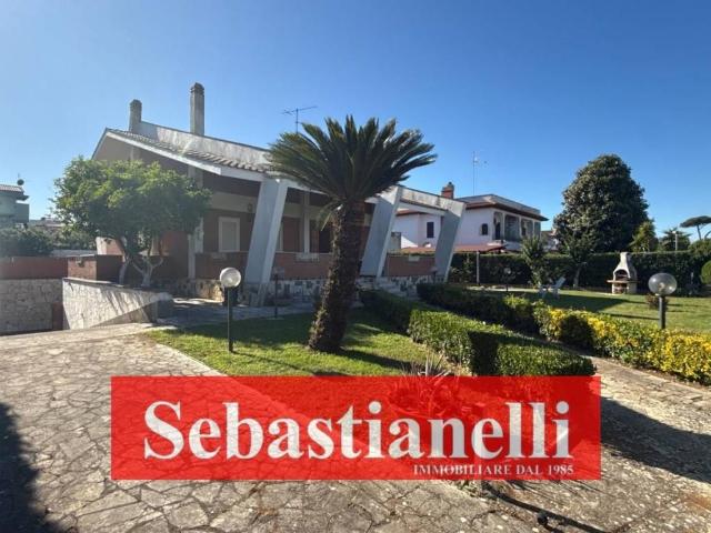 Villa in vendita a Anzio RM