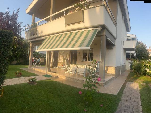 Villa in vendita a Anzio RM