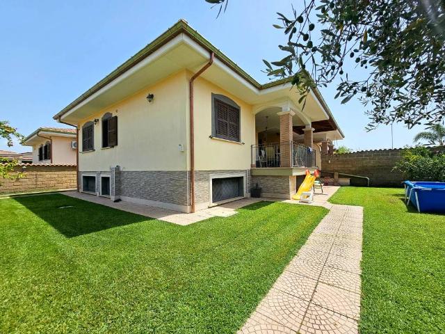 Villa in vendita a Anzio RM