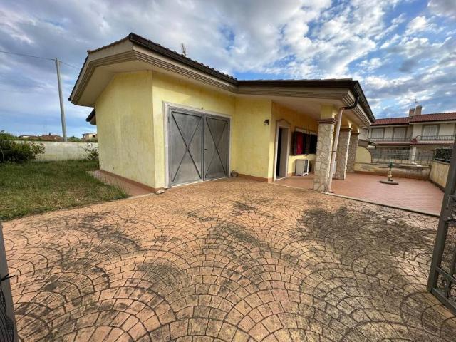 Villa in vendita a Anzio RM