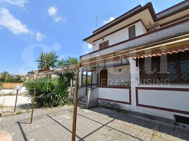 Villa in vendita a Anzio RM