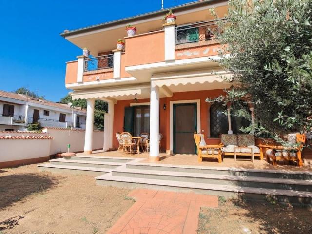 Villa in vendita a Anzio RM