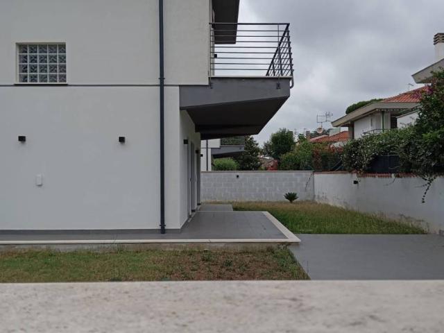Villa in vendita a Anzio RM