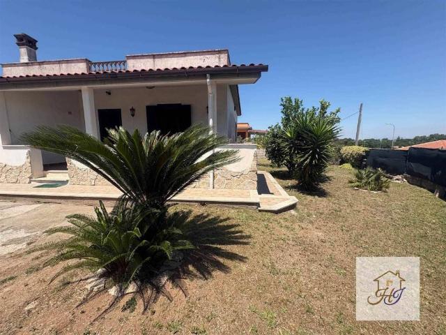 Villa in vendita a Anzio RM