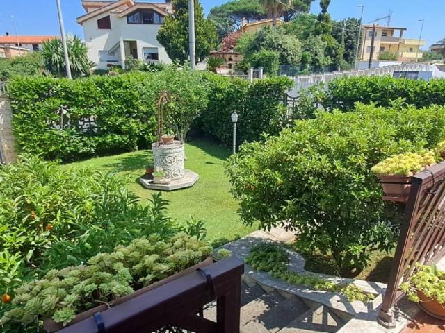 Villa in vendita a Anzio RM