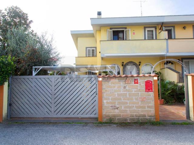 Villa in vendita a Anzio RM