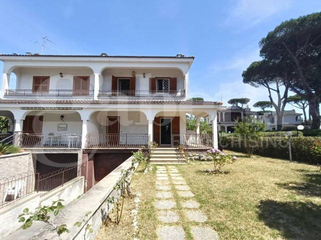 Villa in vendita a Anzio RM
