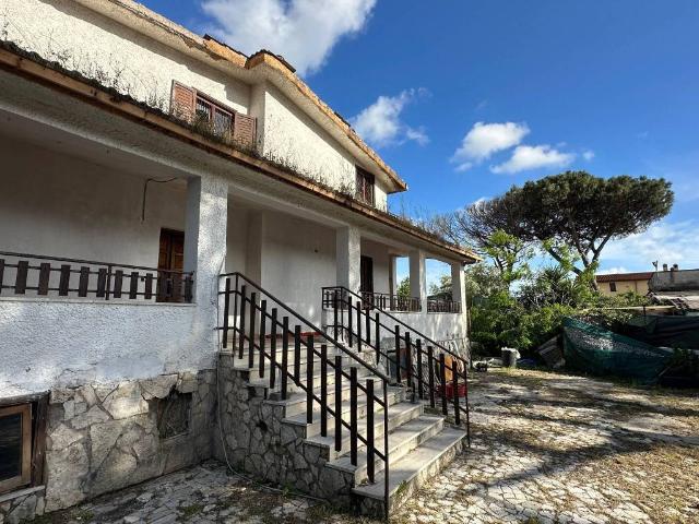 Villa in vendita a Anzio RM