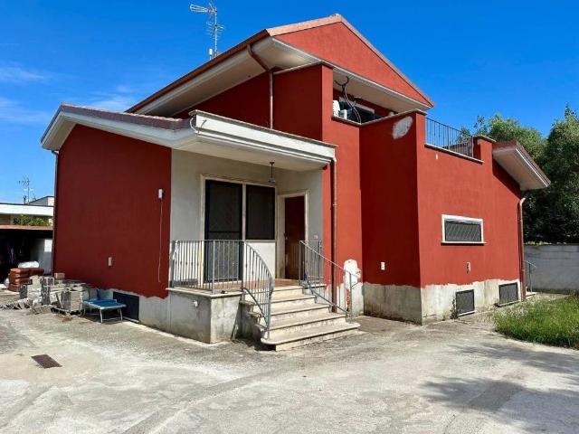 Villa in vendita a Anzio RM